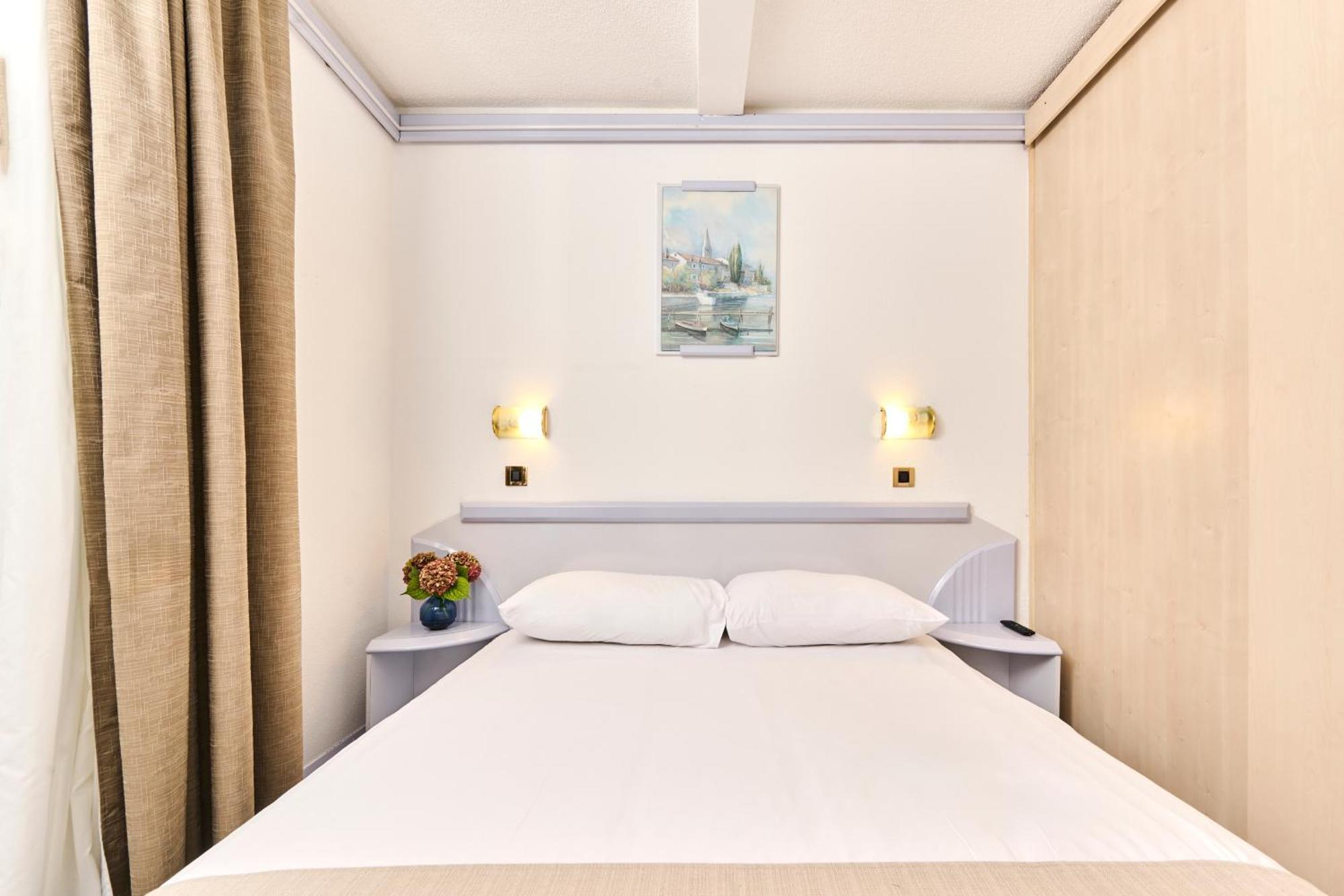 Hotel Plavi Plava Laguna 포레치 외부 사진